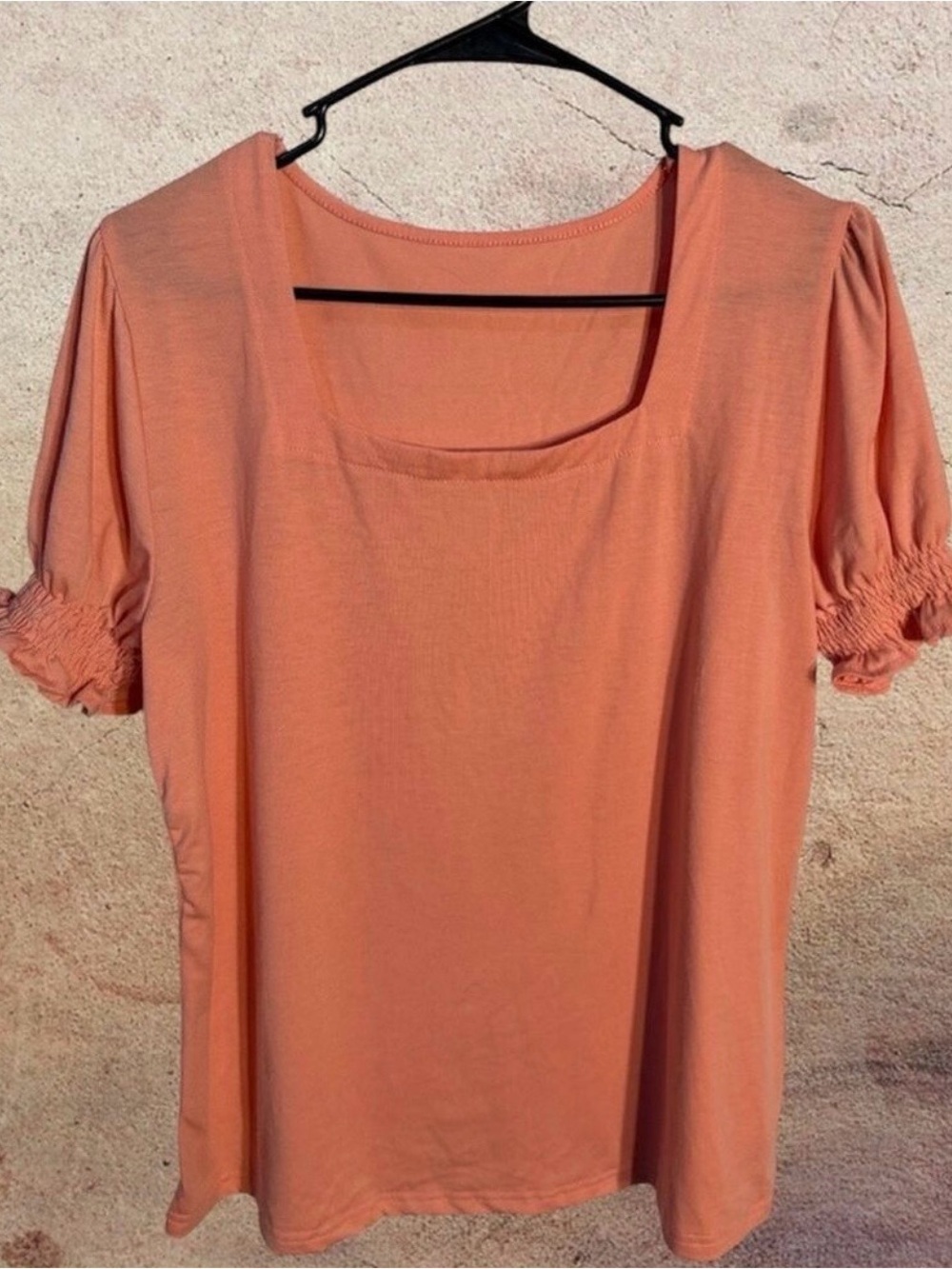 Women’s Peach Square Neck Puff Sleeve Tee size XL
